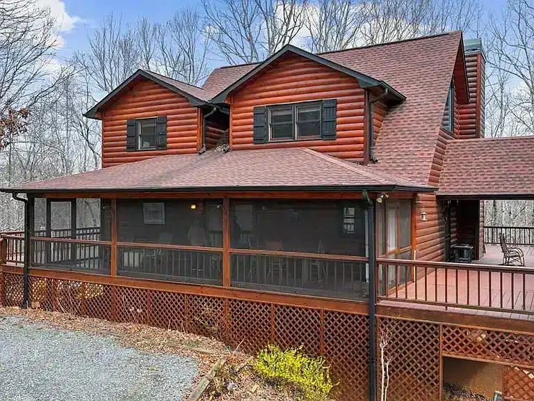 413949 | Realty Morganton Realty