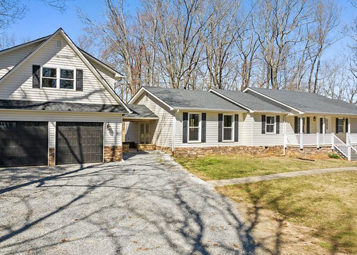 Home Available in Blue Ridge